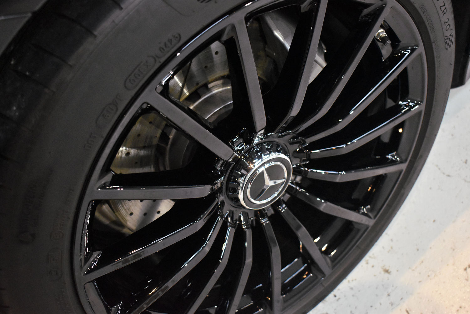 メルセデスAMG・GT43 | 車・バイクのセラミック・ガラスコーティング